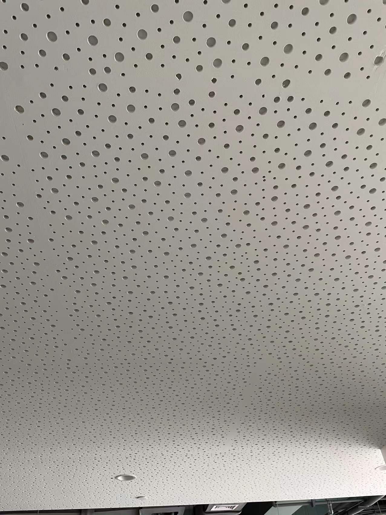 穿孔吸音板